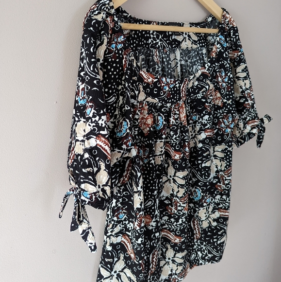 Ann Taylor Blouse - Picture 3 of 4